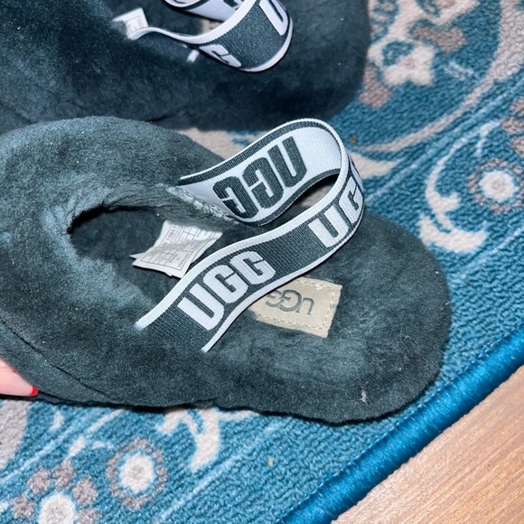 UGG Fluff Yeah Slide - Picture 4 of 4